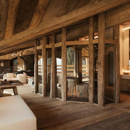 Eriro Hotell Ehrwald Exteriör bild