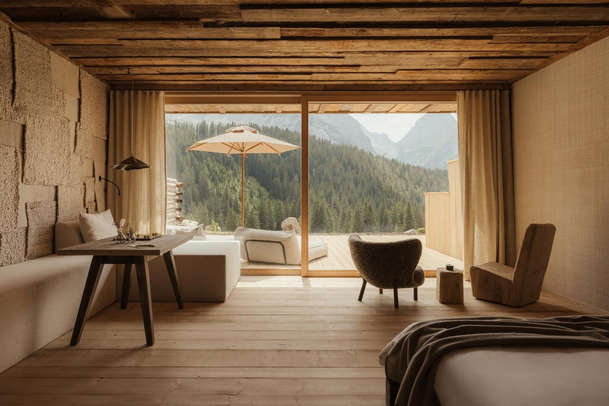 Eriro Hotell Ehrwald Exteriör bild