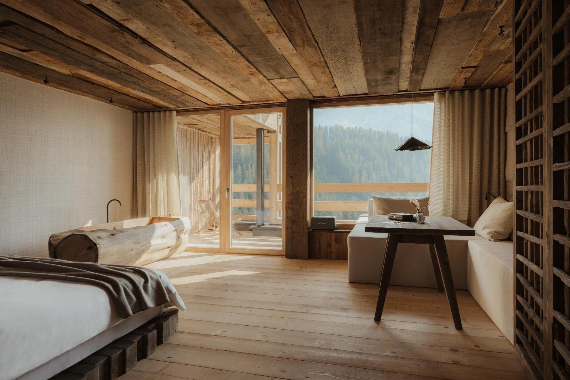 Eriro Hotell Ehrwald Exteriör bild